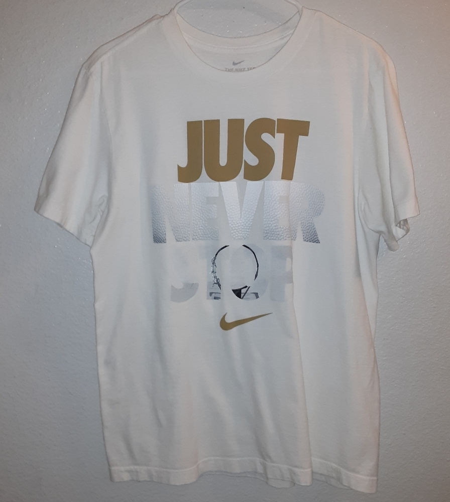 NIKE white "JUST NEVER STOP" tshirt